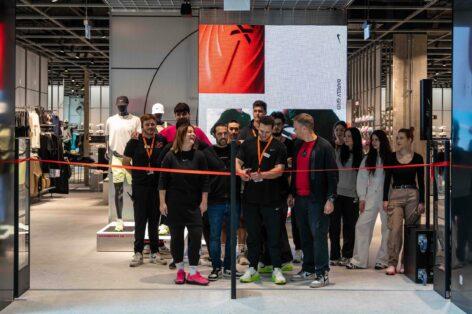 Megnyitott Buda legnagyobb Nike üzlete az Allee-ban