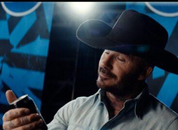 Beckham, Pélé és Ronaldinho egy Pepsi MAX-reklámban térnek vissza