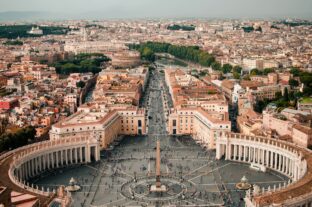 Election of new pope boosts Rome’s tourism