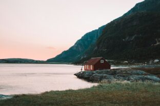 Északra költözik a nyár: ugrásszerűen nő a skandináv turizmus
