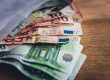 A vártnál nagyobb GDP-növekedést ért el az euróövezet az első negyedévben