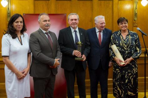 Vesztergombi Ferenc kapta idén a Magyar Bor Akadémia Életmű Díját