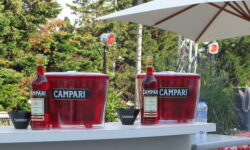 LED-es polccímkékkel pörgetné fel az eladásokat a Campari Németországban