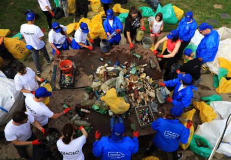 They got into a boat for the future: Diageo’s attitude-shaping program from volunteering on Lake Tisza to cross-border actions
