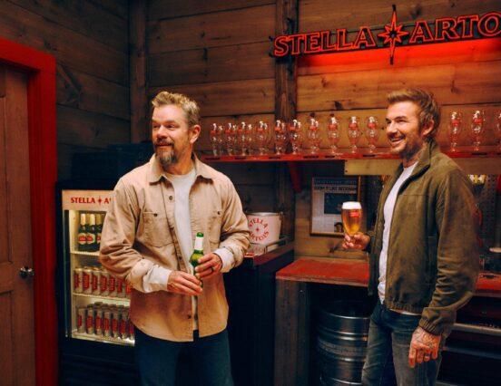 Új kampánnyal tér vissza a Stella Artois ikonikus „David és Dave” párosa