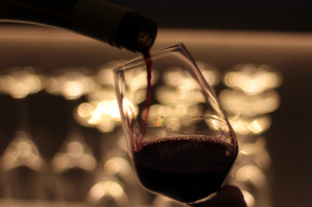 What can cause the price of a wine to increase tenfold?