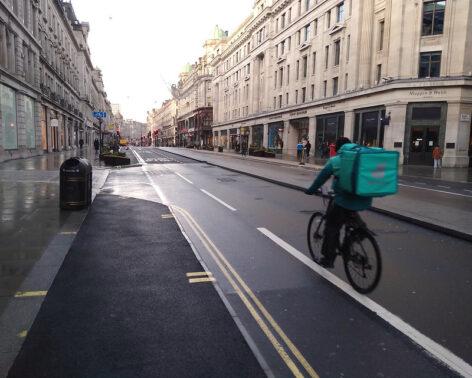 Co-op teams up with Deliveroo Express to offer on-demand delivery