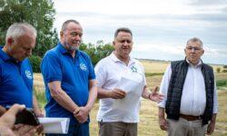 Artificial water replenishment helps the landscape’s natural adaptability