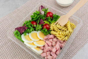 Conscious eating – smart choices matter, not strict rules
