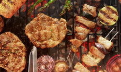 Pork, wet towel, tricks – this is how Hungarians grill!