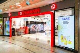 Digital era change at Rossmann – the drugstore installs 30 more digital signage devices
