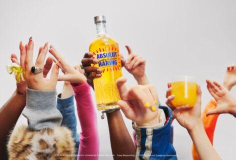 40 év után újra Keith Haring ikonikus dizájnja az Absolut Vodka palackján