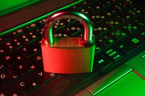ESET: Cybercriminals use psychological manipulation to trap users in order to obtain data