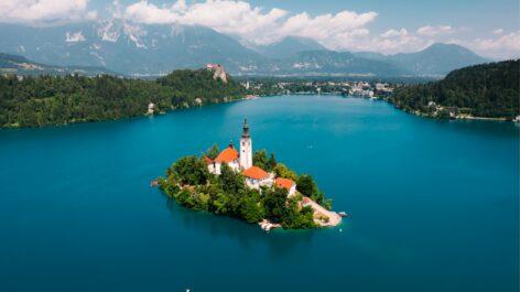 Slovenia sees increase in tourist arrivals in first six months of the year