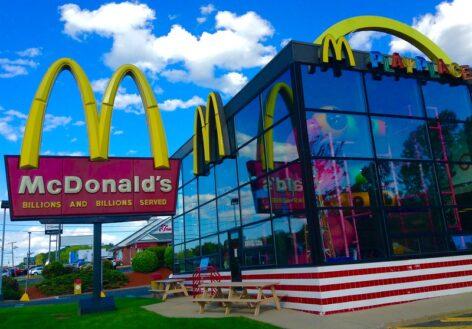 McDonald’s plans to ‘double down’ on AI investment by 2027, executive says