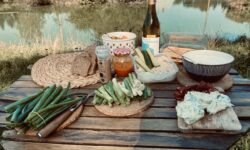 Small producers welcome consumers with open doors