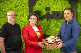 An icon was born with the collaboration between Lidl and Tisza Cipő