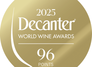 Decanter-arany a Dobogó Pincészetnek