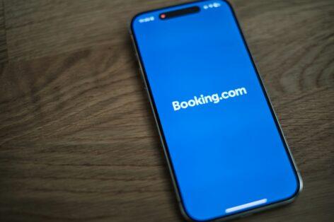 Újabb vizsgálatot indított a GVH a Booking.com szállásfoglaló platform ellen