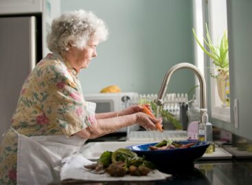 Beach snacks, bicycles and lung pumps – this is how young people survive the second week of the retirement challenge