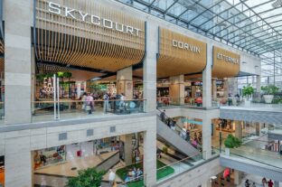 Megújult Budapest egyik legforgalmasabb ételudvara