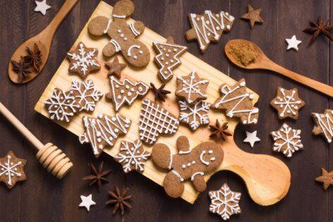 German Gingerbread Makers Begin Christmas Production in Summer