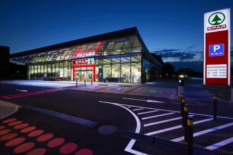 Three SPAR stores across the country were renovated with a development worth nearly 2.3 billion forints