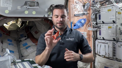 Tibor Kapu returned home – tasted Hungarian space chocolate in space