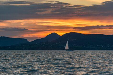 Lake Balaton tourism: full houses and growing revenues refute claims of decline