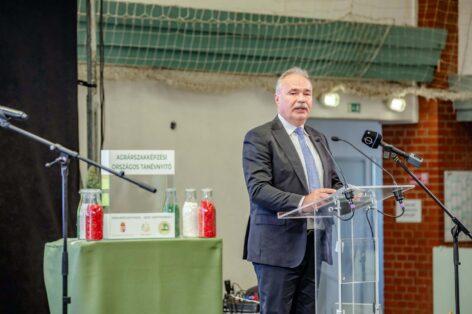 More than 3,300 young people will begin their studies in agricultural vocational training