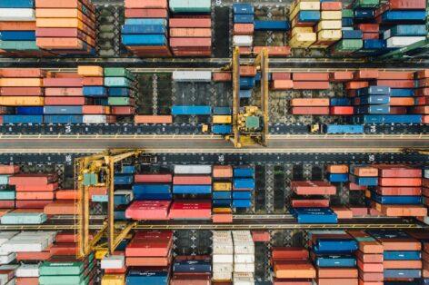 More and more domestic SMEs are turning to the possibility of exporting