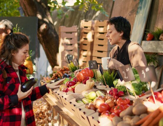 (HU) Új nyitvatartással növelni lehetne a termelői piacok vonzerejét