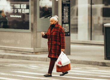 Kuponháború a nyugdíjas-utalványok körül: Lidl és Aldi is extra kedvezményt kínál