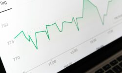 Az OECD-ben 4,1 százalékra lassult az infláció júliusban