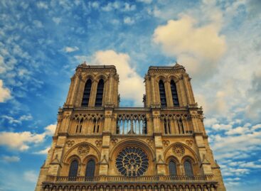 Notre-Dame’s towers reopen to visitors – French tourism brings record revenue