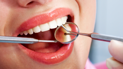 E-cigarettes, coffee, energy drinks – what do our teeth “say”?
