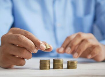 Hungarian salaries keep up the pace