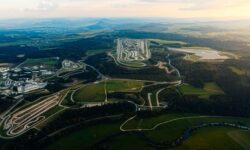A Mercedes-Benz átadta Európa legmodernebb világítástechnikai tesztközpontját