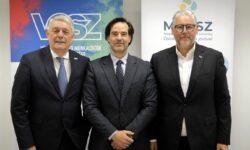 A VOSZ és MMESZ aláírta a Magyar Energiaközösség Klaszter Megállapodást
