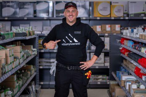 Daniella Electricity strengthens with six-time Olympic medalist, world and European champion swimmer László Cseh