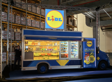 Lidl launches its first mobile store in Hungary