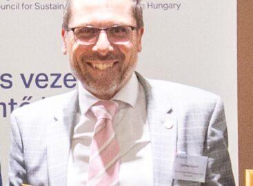 Változásvezető kategóriában nyerte el a BCSDH Fenntartható Jövőért Díját Semsei Rudolf
