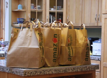 AI will accelerate the end of brick and mortar’s reign: Amazon CEO