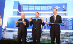 Egis Pharmaceuticals opens new factory in Budapest
