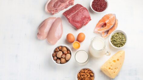 Az idősek nagy része bizonytalan abban, hogy elegendő fehérjét fogyaszt-e