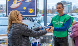 Lidl customers helped with 158 tons of food at the Food Bank’s Christmas sale