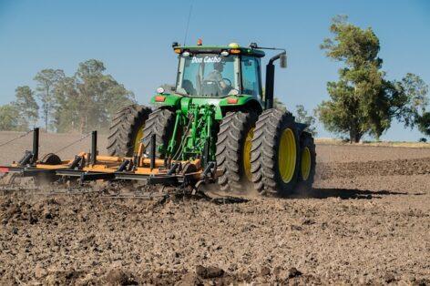 Agrometeorology: Soil remains critically dry in the Great Plain