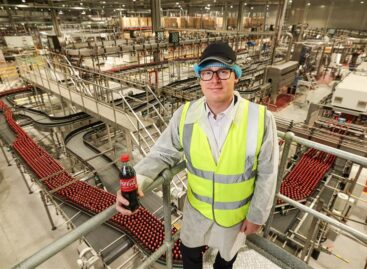 Rekord összeget ruház be a Coca-Cola HBC Észak-Írországban