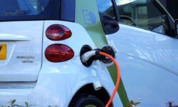 According to a survey, 51.5 percent of car buyers would not choose an electric car yet