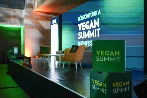 Egyetlen nap kellett, hogy a vegánok ne tűnjenek többé hippiknek – ilyen volt a Vegan Summit Budapest